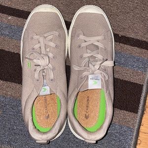 Brand New Cariuma IBI Sand Beige Knit Low Sneakers size 11